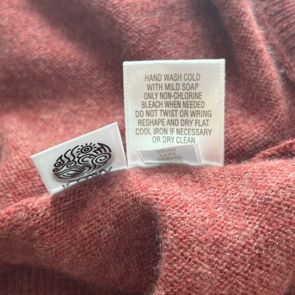 Garnet Hill 100% Cashmere V-Neck Sweater Rosewood Pink Small Soft Luxury Knit - Picture 10 of 10